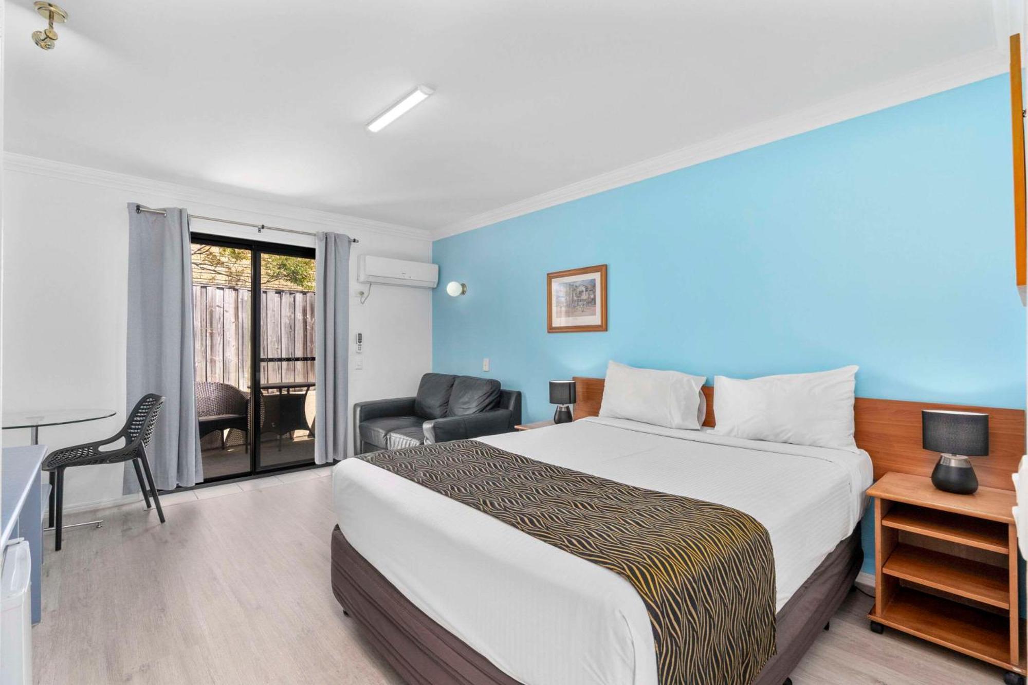 Econo Lodge Waterford Loganlea Esterno foto
