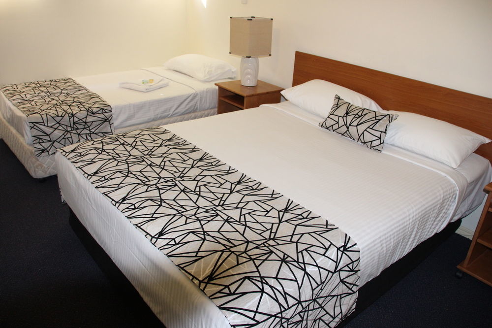 Econo Lodge Waterford Loganlea Esterno foto